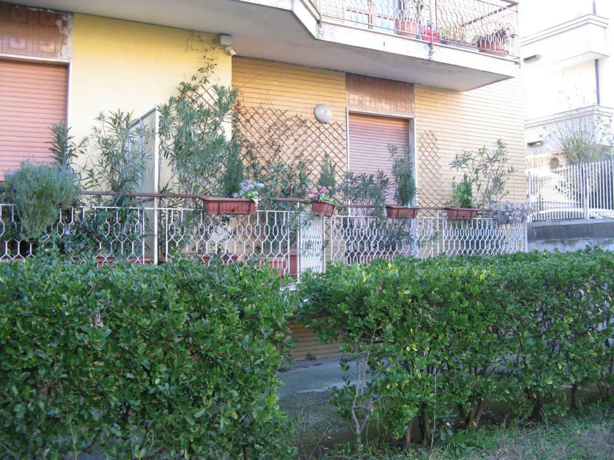 Hotel Le Stanze Di Ginevra - Via Tescione Caserta Exterior foto