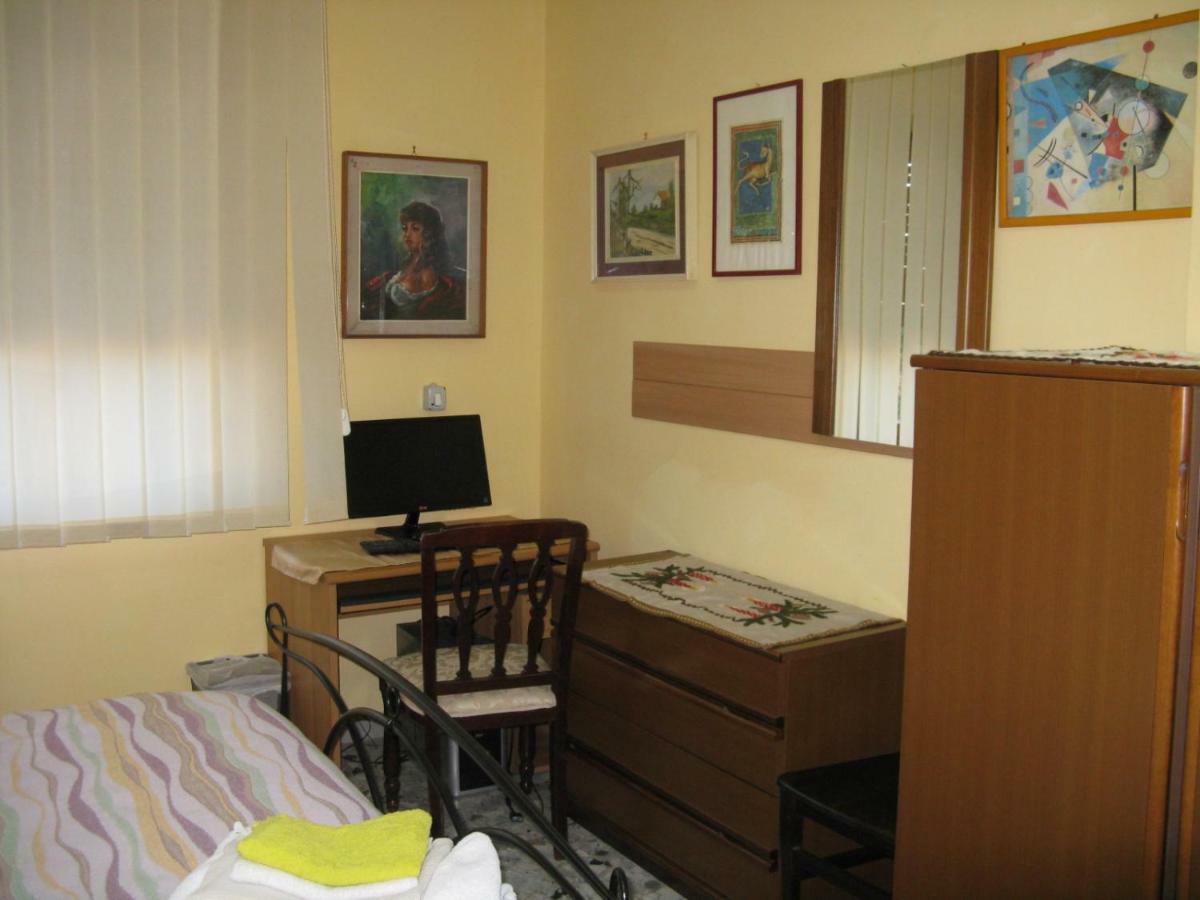 Hotel Le Stanze Di Ginevra - Via Tescione Caserta Exterior foto
